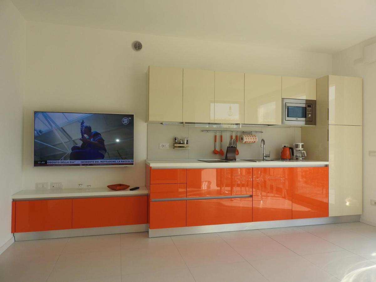Blue Sky Garda - Sunset Apartment Malcesine Exterior photo