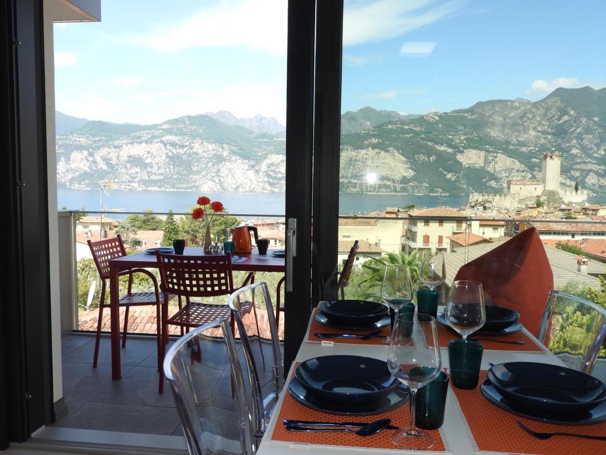 Blue Sky Garda - Sunset Apartment Malcesine Exterior photo
