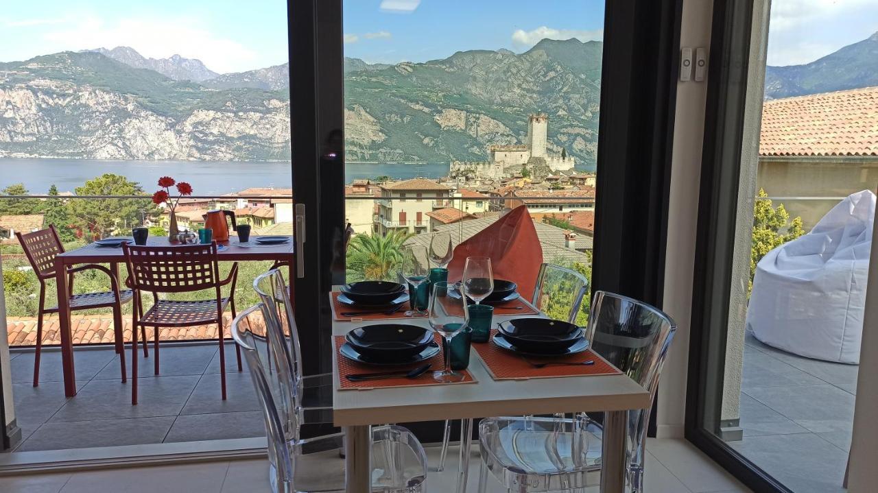 Blue Sky Garda - Sunset Apartment Malcesine Exterior photo