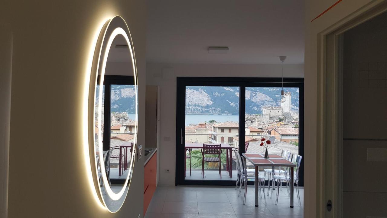 Blue Sky Garda - Sunset Apartment Malcesine Exterior photo