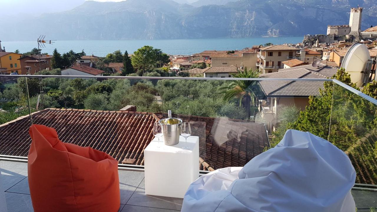 Blue Sky Garda - Sunset Apartment Malcesine Exterior photo